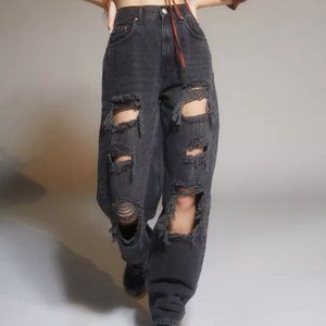 BDG Vintage Feel High-Waisted Baggy Jeans in Black
